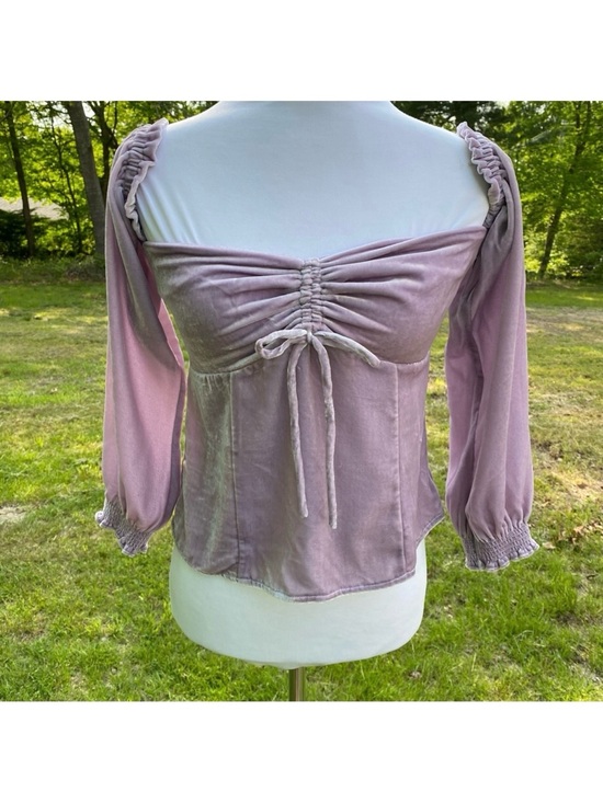 INTERMIX Tops - INTERMIX TOP LILAC PURPLE VELOUR ON OFF SHOULDER SIZE 4